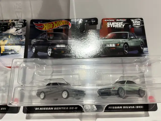 Hot Wheels Premium Nissan 2 Pack
