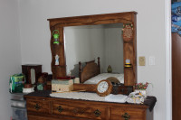 Dresser set