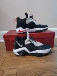 LeBron soldier 14 basketball shoes nike