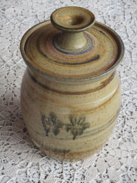 Beautiful Pottery Jar with Lid --Signed Reid