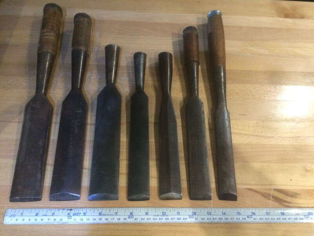 Antique woodworking chisels, gouges, slicks, timber chisels in Hand Tools in North Bay - Image 3