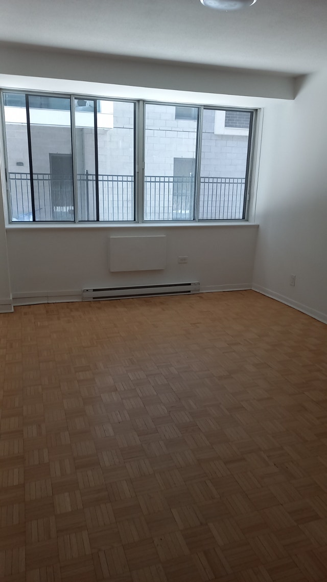 Grand Chambre fermé à louer, pour une Etudiante/Femme — photo 2
