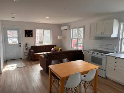 Summer Sublet Furnished apartment. Available June 24 to August 31 in a minimum of 4 week bookings. P...