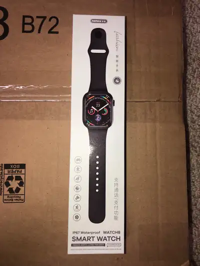 Smart watch simular to Apple Watch, View more