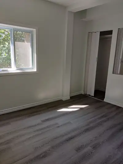 Large 1 bedroom