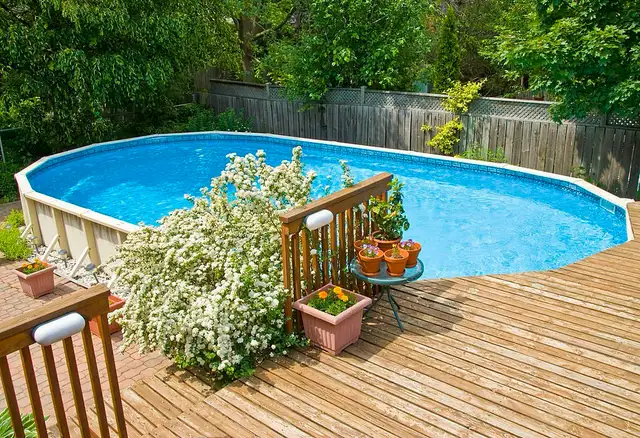 looking to learn Swimming exchange for Painting Job/ Handy Job