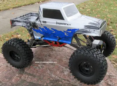 New RC Rock Crawler Monster Truck 1/10 scale Electric If you are into serious off-roading where no o...