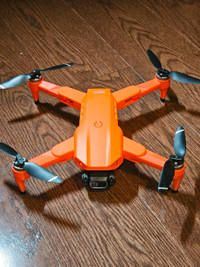 LYZRC L900 Pro drone