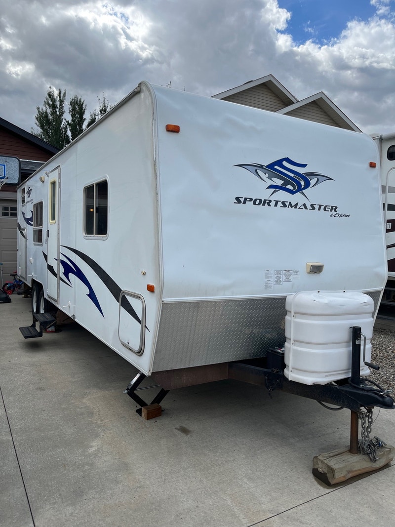 2007 Sportsmaster 27ft Trailer Solar Panel Travel Trailers