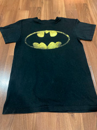classic batman logo tee size small mens