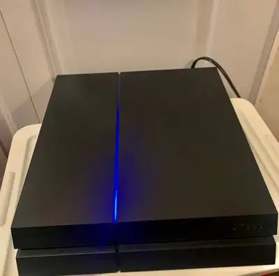Sony PlayStation 4 PS4 Console Gaming System Only (CUH-1215A) Console And Power cord ONLY Mint like...