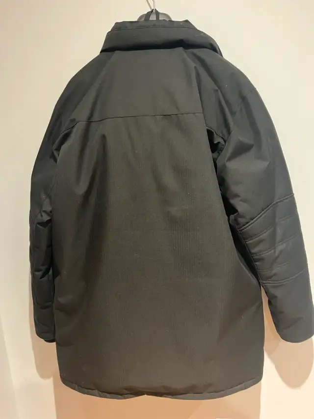 Mens Canada Goose Winter / Parka Windemere Coat in Men's in Markham / York Region - Image 4