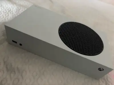 xbox series s, View more