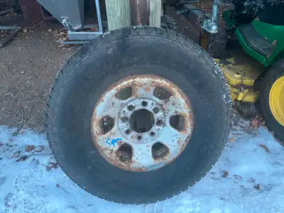 4 Nokian hakkapeliitta LT3 265/75/16 60% tread, studded, mounted on steel rims from an 07 Chevy 1 to...