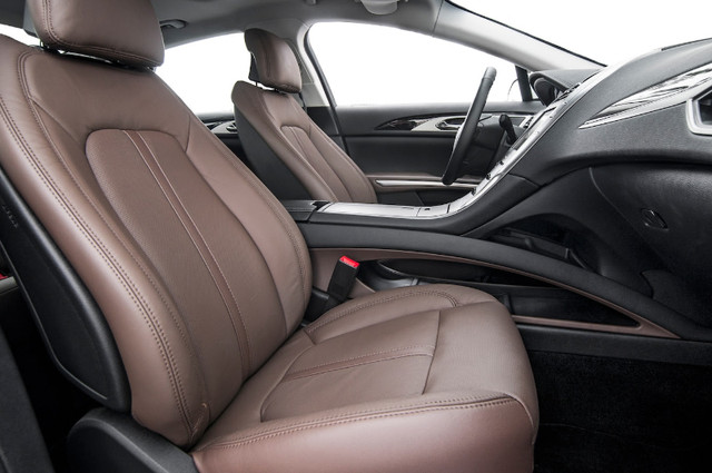 2014 Lincoln MKZ Hybrid - Remote start, camera, memory seat in Cars & Trucks in Gatineau - Image 4