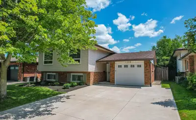 $2200 plus 50% utilities for the whole upper floor or Primary bedroom: 2 people max $570 per person...