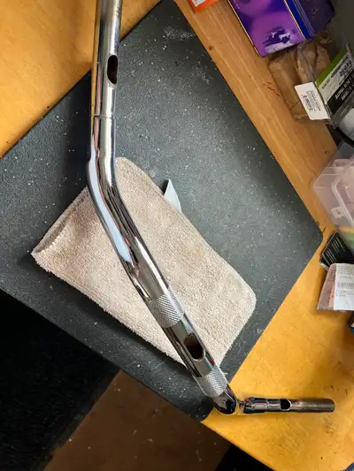 Low rise handlebars in good condition ready to mount.. handlebars have minor pits in chrome, see pho...
