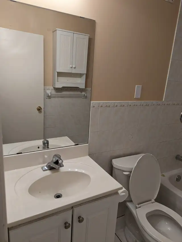 Legal basement in Pickering in Long Term Rentals in Oshawa / Durham Region - Image 8