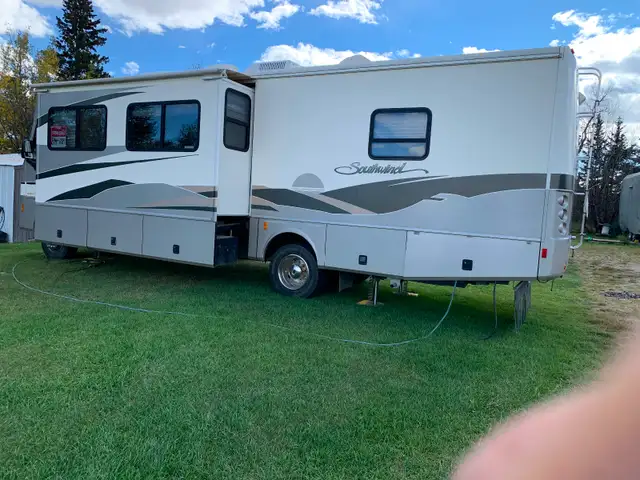 Motorhome For Sale in RVs & Motorhomes in Red Deer - Image 4
