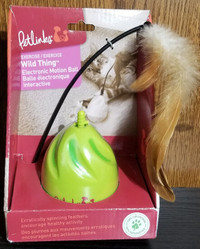 Brand New Petlinks Wild Thing Electronic Motion Ball