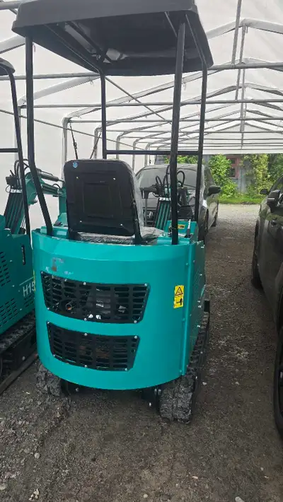New. Never used. 2025 CFG H15R Mini Excavator Neuf, jamais servi Make an offer. Fait une offre.