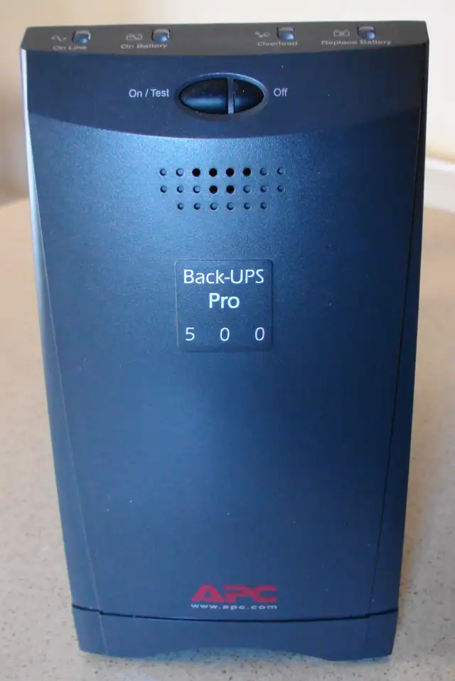 APC BACK-UPS PRO 500 in Other in Longueuil / South Shore - Image 3