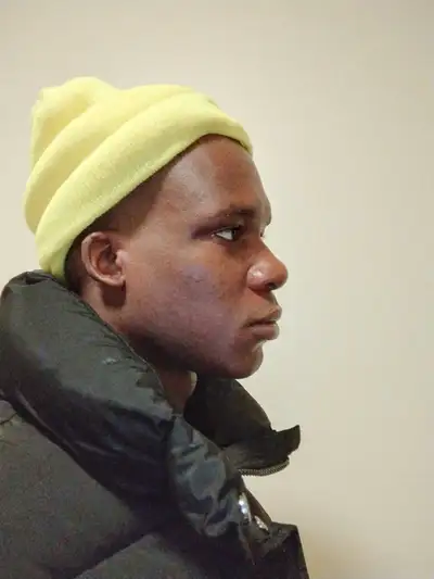 Hi. Looking for a cash job in the city of Toronto. I have 4 years experience with construction, snow...