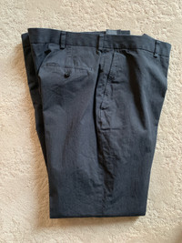 Men’s Kenneth Cole Dress pant black, Waist 40, Leg 34