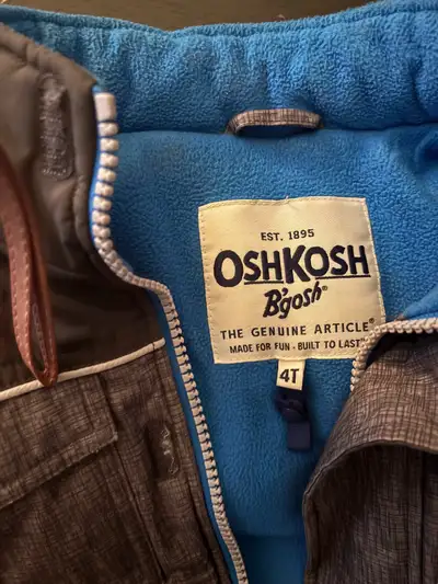 Oshkosh snowsuit size 4T, View more