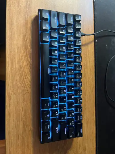 Clavier Royal Kludge RGB gaming 60%, View more