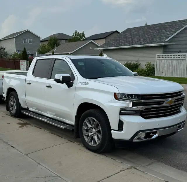 2022 Chevy Silverado 1500 LTD High Country