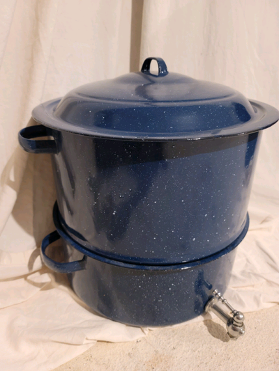 Clam & Lobster Steamer / Fry Pot / Roasting Pan, View more