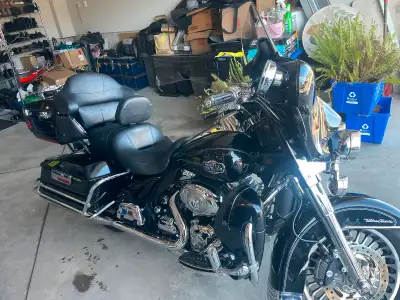 2010 HD 16,000 Like new, many extras, new tires