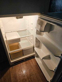 White Westinghouse refrigerator.
