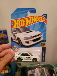 Hot wheels TREASURE HUNT 1998 Subaru Impreza 22B-STi Version