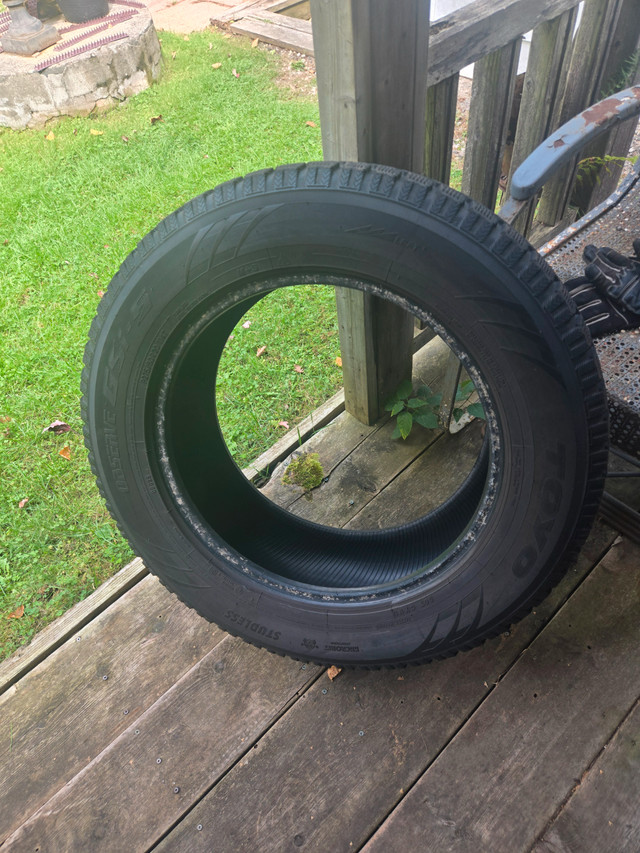 TOYO WINTER TIRES. 275 60 R20. USED BUT IN GREAT CONDITION. $400 in Tires & Rims in Oshawa / Durham Region - Image 3
