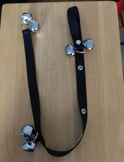 Clochette de porte ajustable pour chien qui veut aller dehors, View more