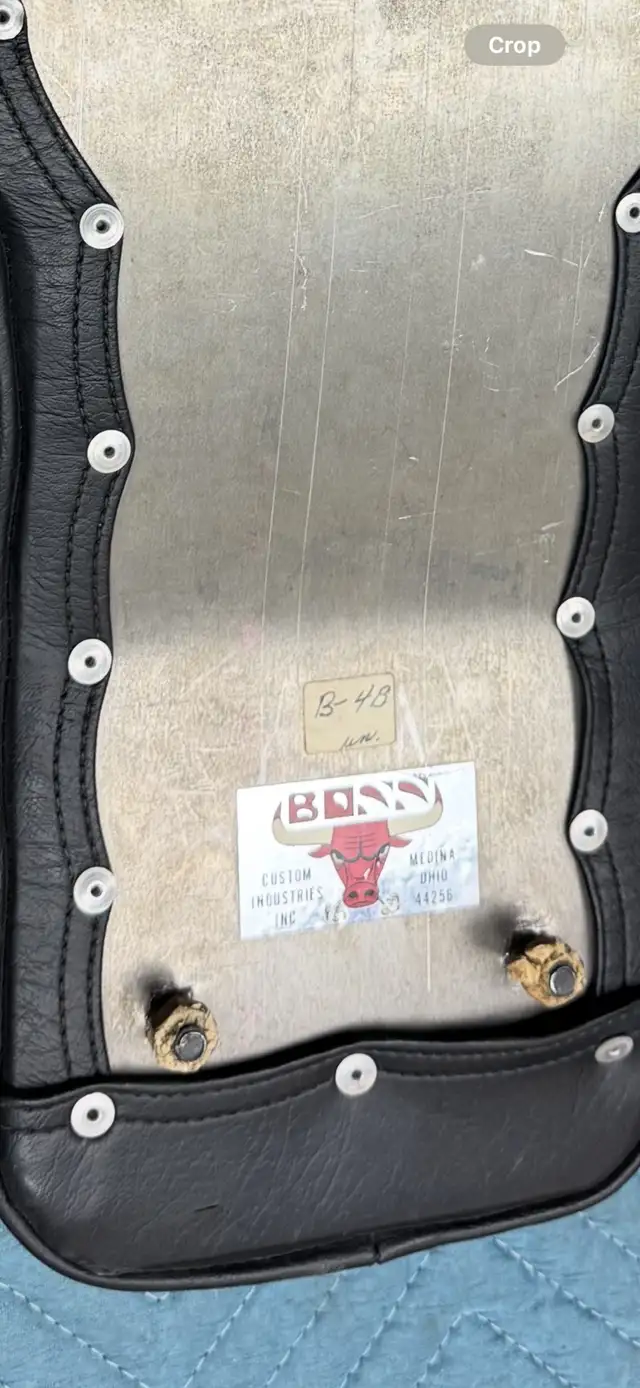 motorcycle seat in Motorcycle Parts & Accessories in Mississauga / Peel Region - Image 4