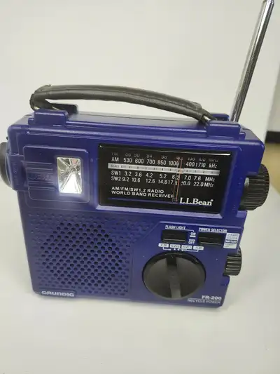 Grundig FR200 AM /FM /SW Emergency Radio, View more