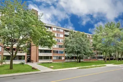 English follow, À louer – Magnifique 5 1/2 à l’Île-des-Sœurs, Montréal Beau et spacieux appartement...