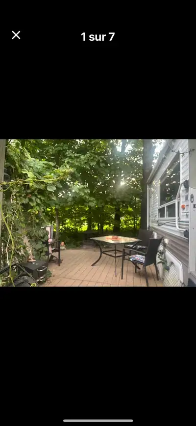 À 30 minutes de Québec Terrain de camping privé, plus ou moins 3000 pieds carrés avec un terrain au...