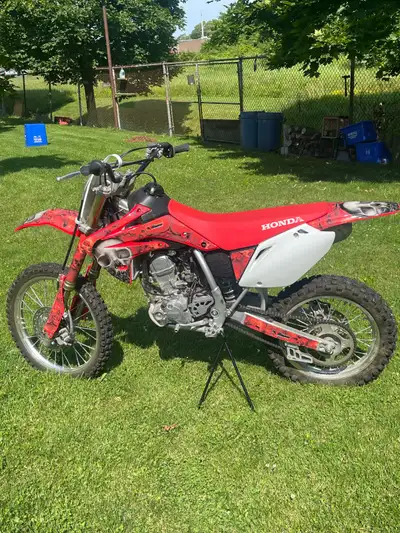2021 Honda CRF150R Only 22hrs runtime or should I say Funtime. Custom graphics kit give this Honda t...