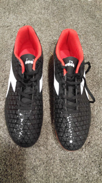 Diadora Men's Blaze Soccer Shoes - Size 12