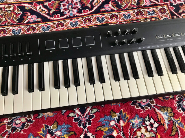 Alesis QX61 MIDI Controller Keyboard  in Pianos & Keyboards in Markham / York Region - Image 3