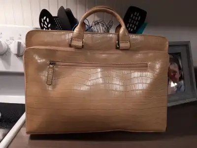 Ladies BUENO Faux Snakeskin Laptop Carrying Bag, View more