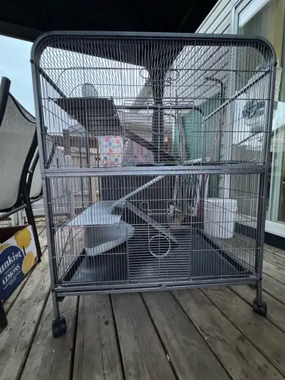 Can be used for chinchilla, ferret, birds (if you remove the ramps) Pick up in Airdrie