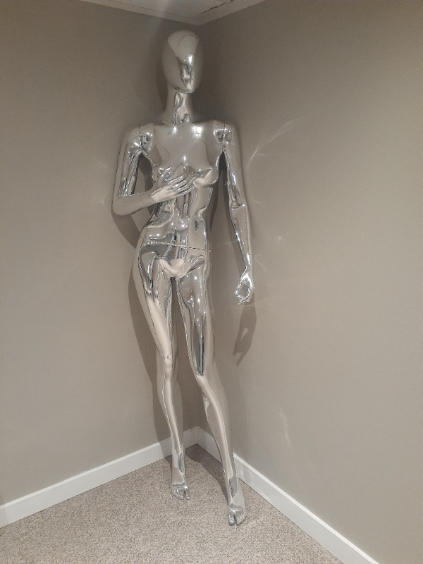 Vintage Silver Mannequin in Arts & Collectibles in Winnipeg