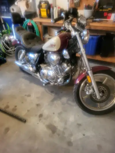 1998 Yamaha 750 Virago Don't Ride anymore . Has New Battery last season. and Carbs Rebuilt Price is...