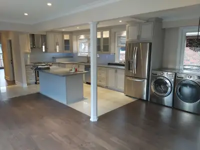 PENDING Spacious 3-Bedroom Main Floor Bungalow in Erindale