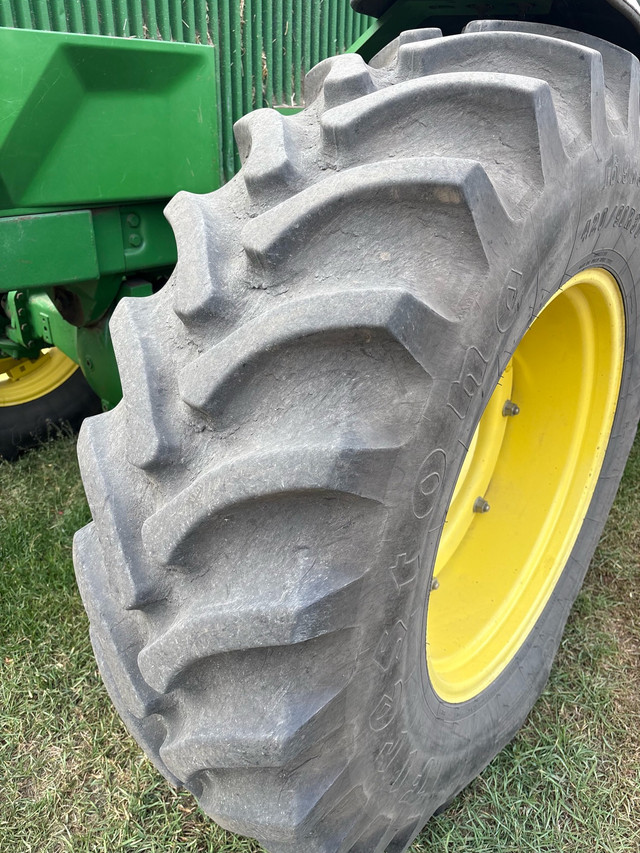 John Deere 4960 MFWD in Farming Equipment in Red Deer - Image 2